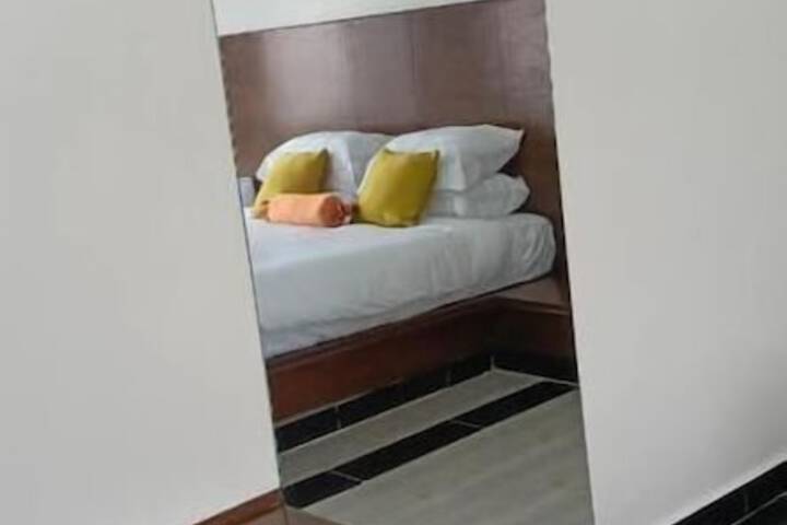 Room 14 of 39