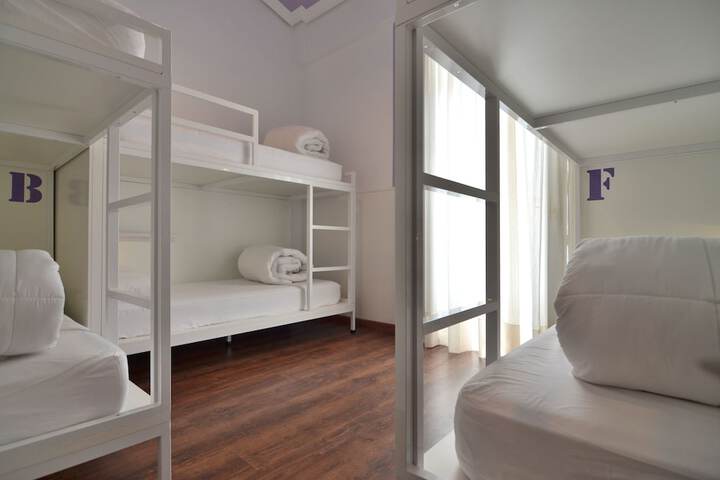 Room 8 of 53
