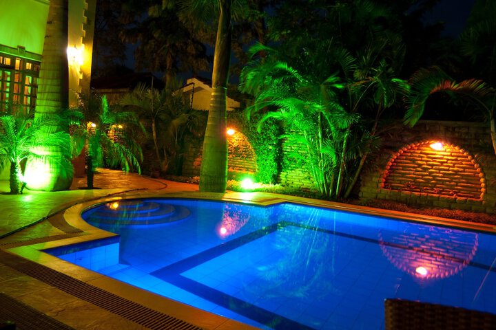 Pool Hotel