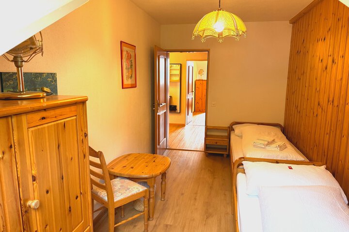 Room 29 of 163