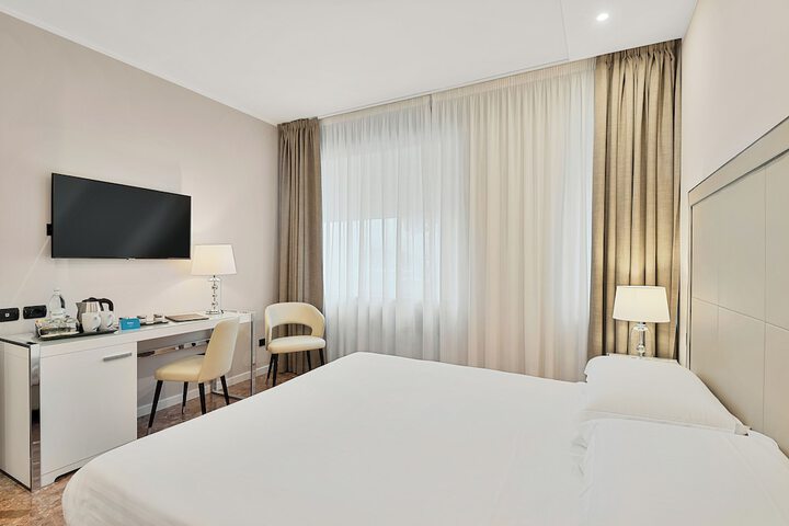 Room 74 of 161