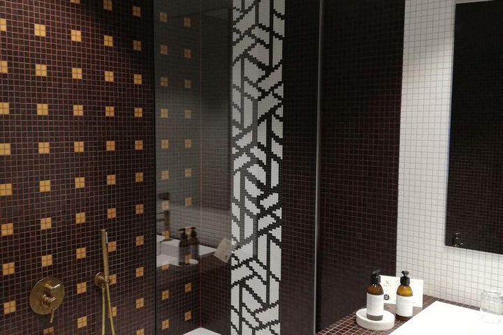 Room 43 of 75