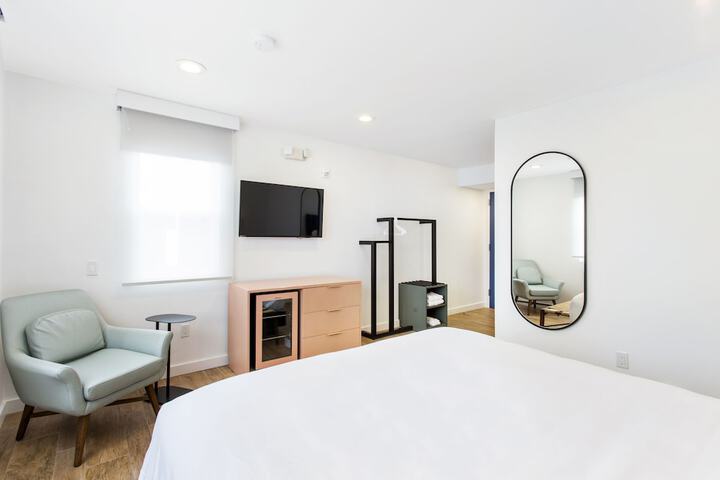 Standard Double Room (15 of 15)