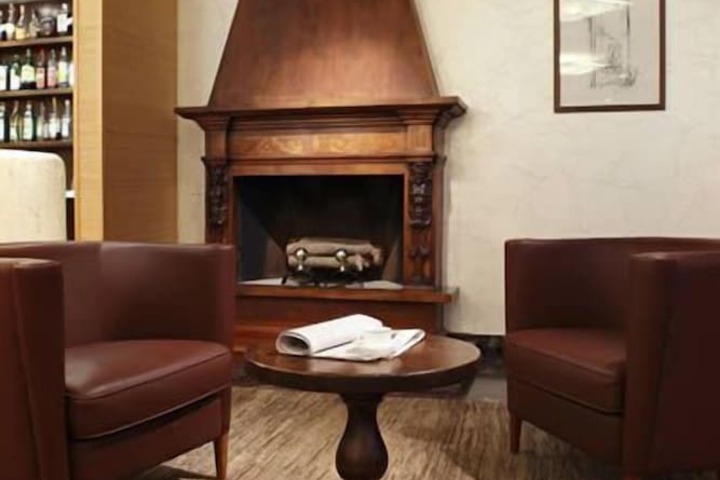 Hotel Interior 31 of 41