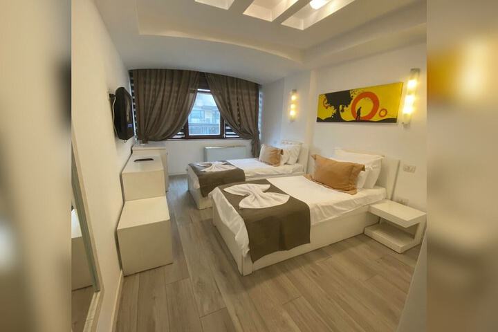 Room 8 of 46