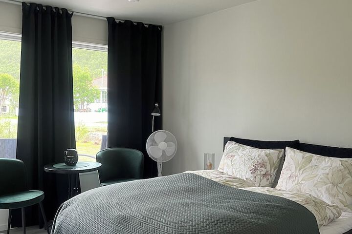 Room 17 of 49