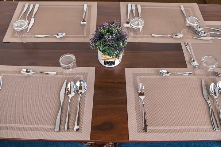Dining 72 of 94