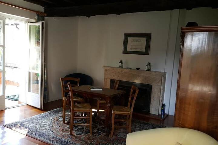 Room 14 of 47