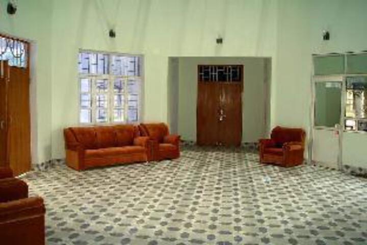 Bajaj Hotel