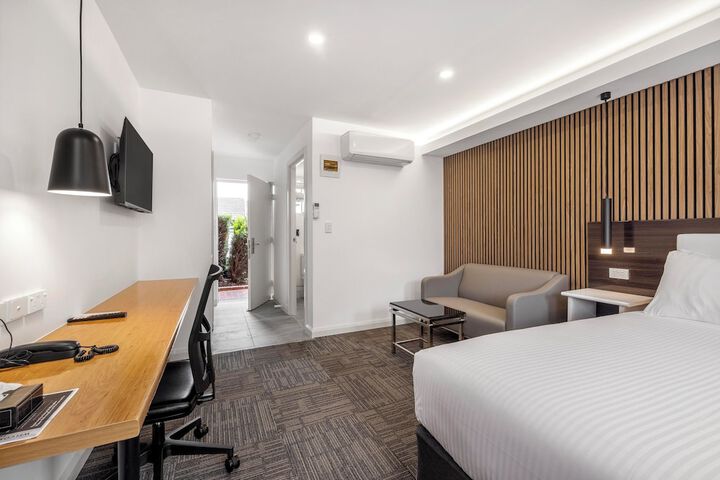 Room 5 of 55