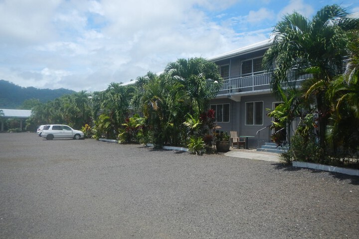 Property Grounds 115 of 128