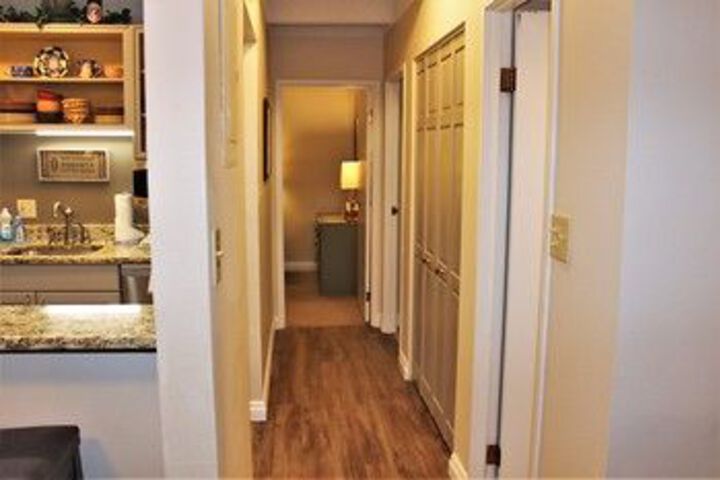 Room 46 of 195