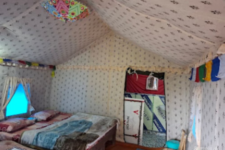 Room 21 of 33