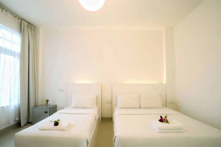 Room 19 of 36