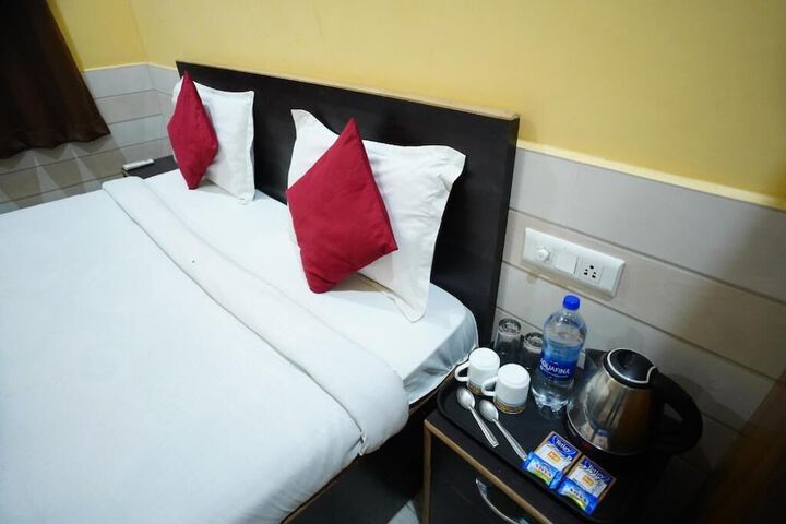 Room 7 of 17