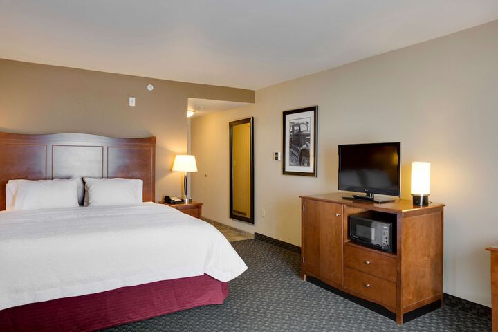 Room 16 of 33