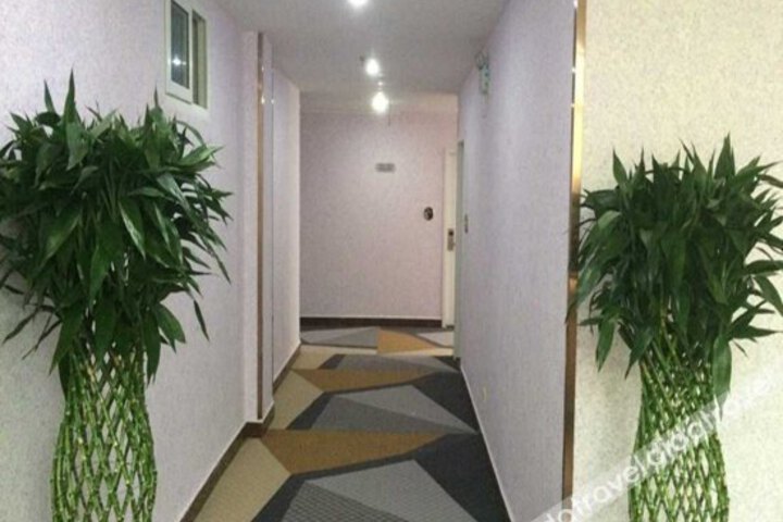 Rijia Chain Hotel (Jieyang Chaoshan Airport Branch)
