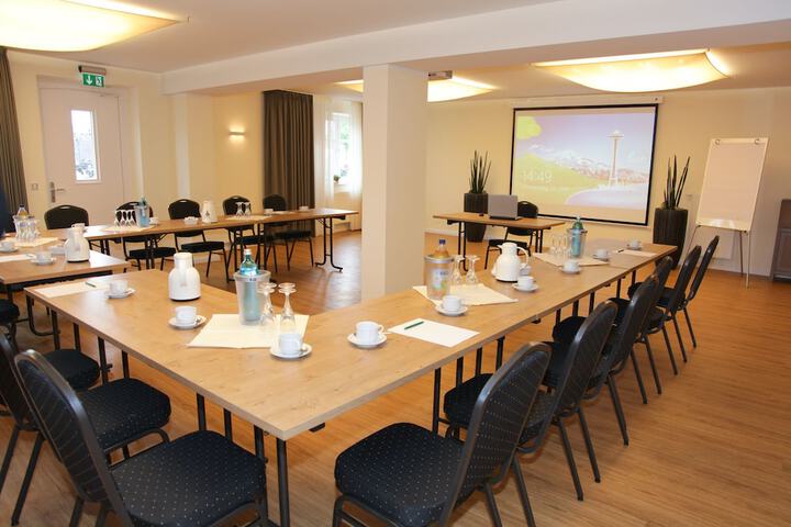 Meeting 40 of 44