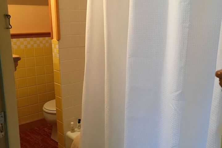 Room 16 of 22