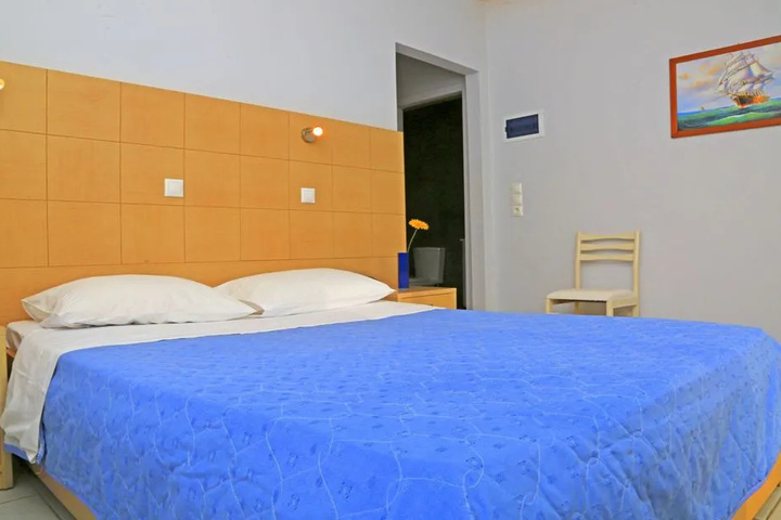 Room 3 of 23