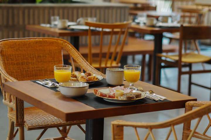 Breakfast area