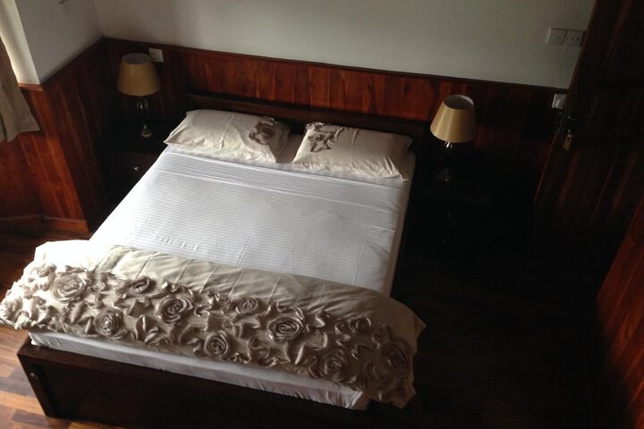 Room 13 of 46