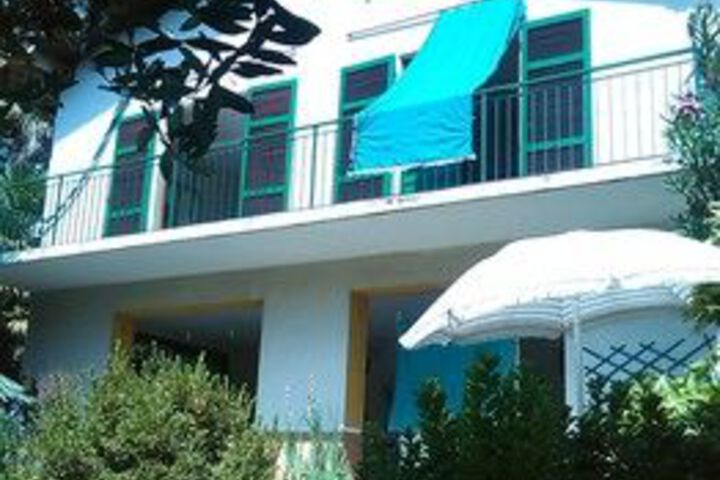 Exterior of Casa Vacanze 100 Palme