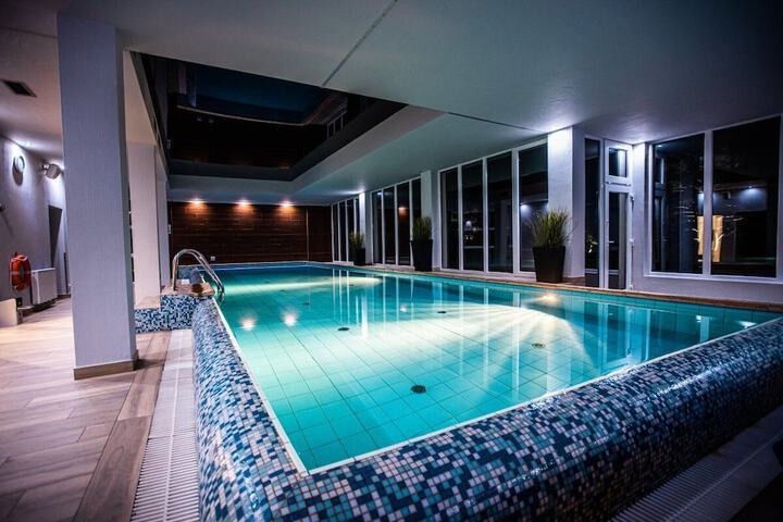 Pool 26 of 47