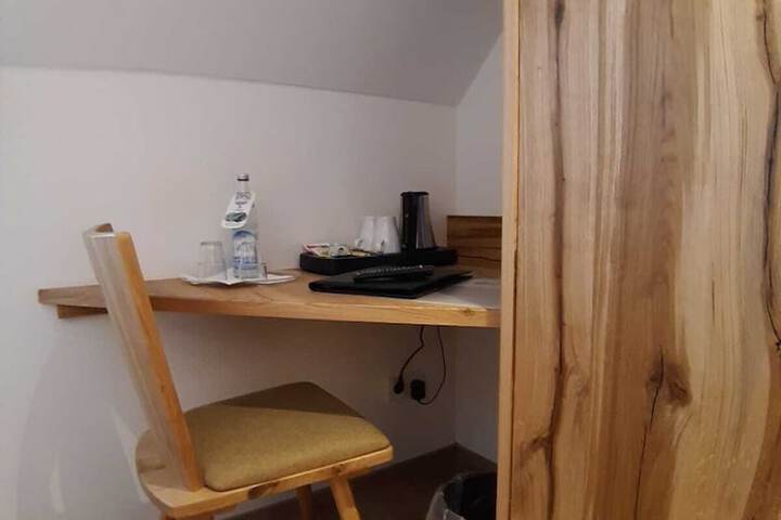 Room 10 of 47