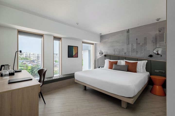 Room 3 of 19