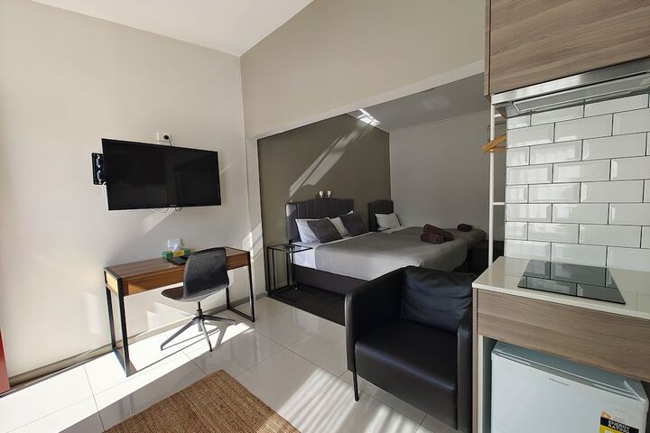 Room 5 of 40