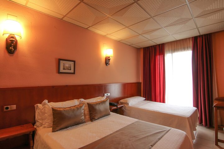 Room 15 of 58