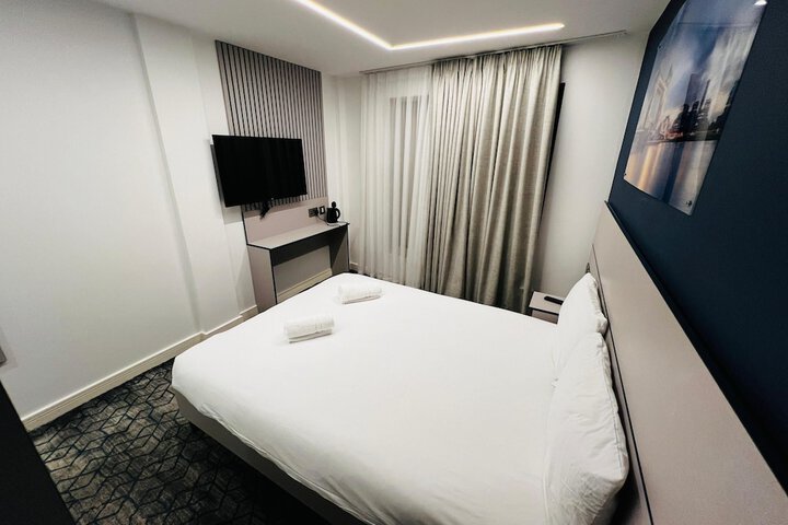 Hotel Interior 28 of 33