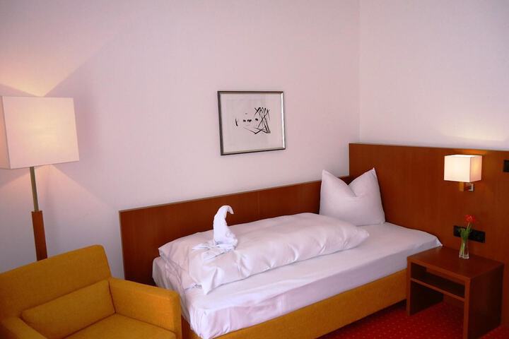 Room 18 of 47