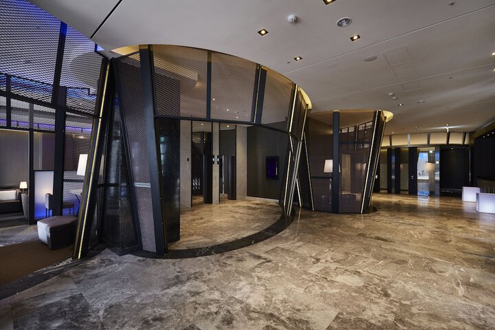 Hotel 2 of 80