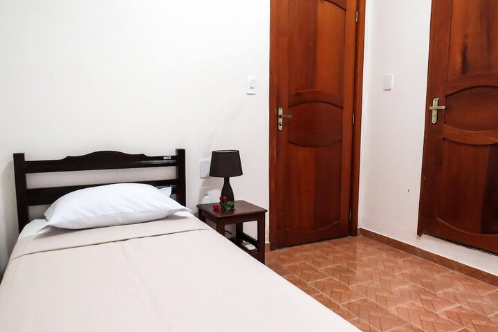 Room 50 of 143