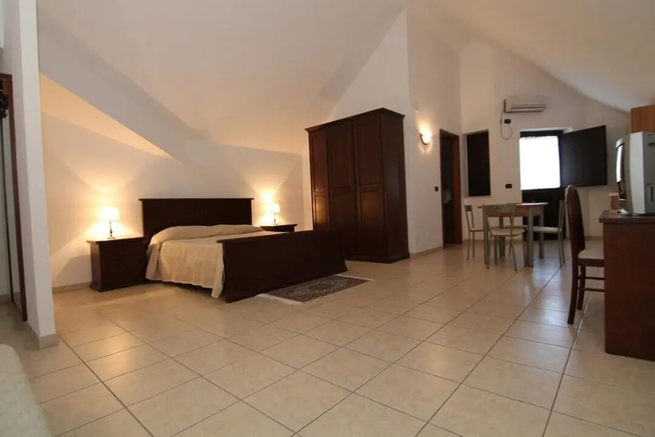 Room 3 of 13