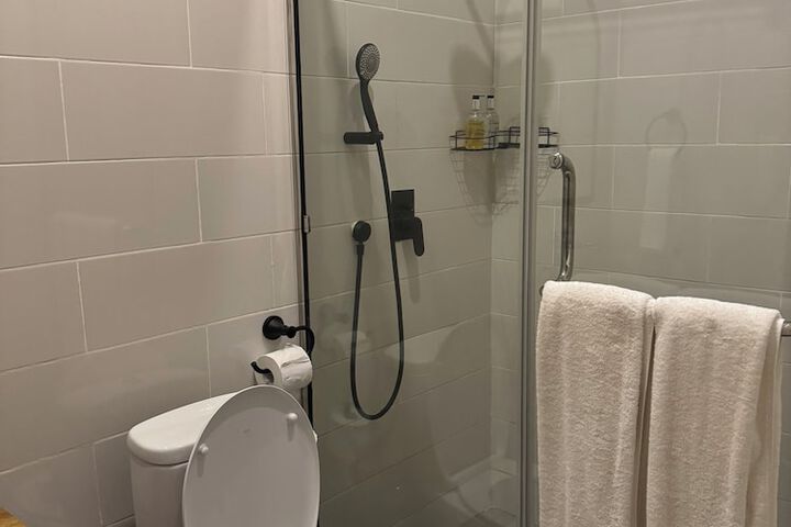 Room 13 of 17