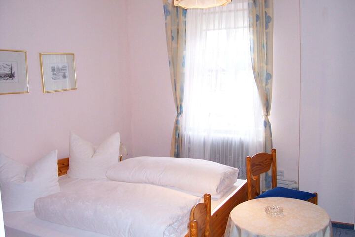 Room 18 of 51
