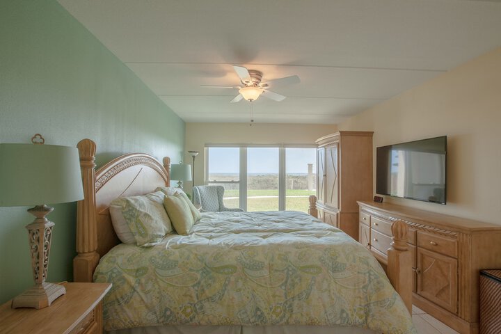 Room 2 of 28