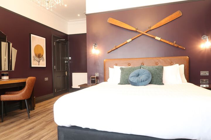 Room 12 of 41