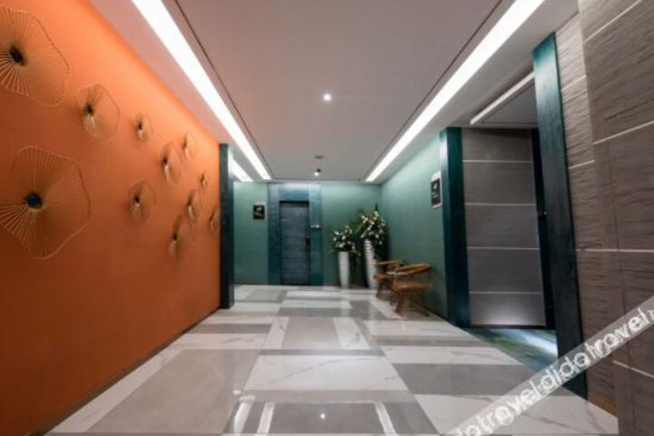 Hotel Interior 10 of 24
