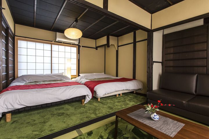 Room 15 of 26