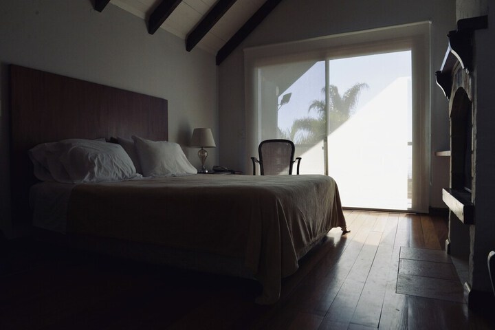 Room 6 of 41