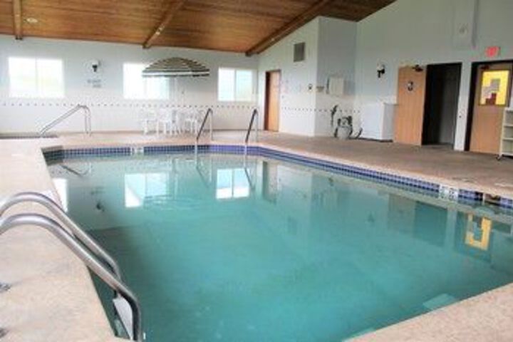 Pool 47 of 76