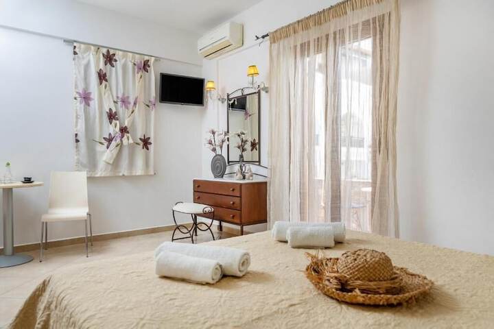 Room 7 of 60