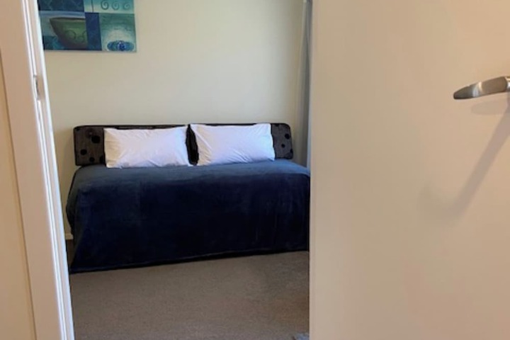 Room 46 of 80