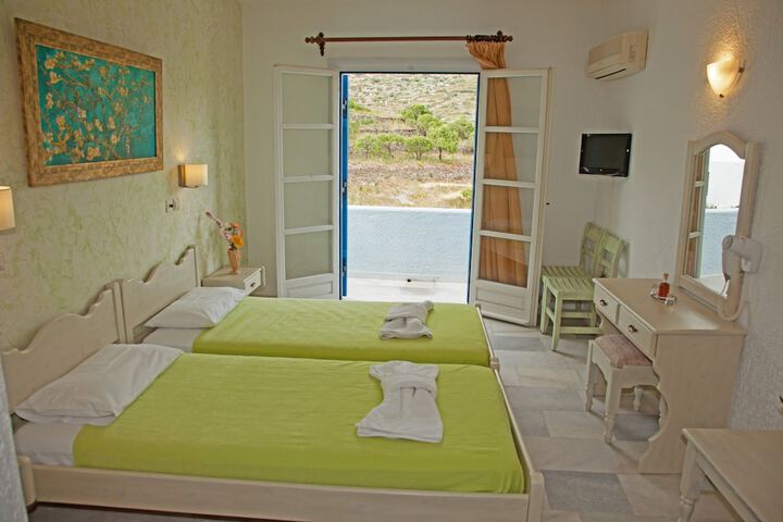 Room 10 of 65