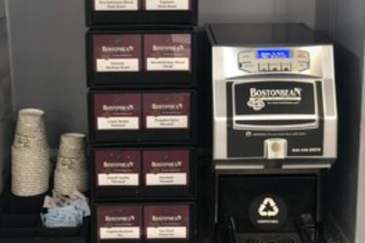 Breakfast/Coffee Service 17 of 105