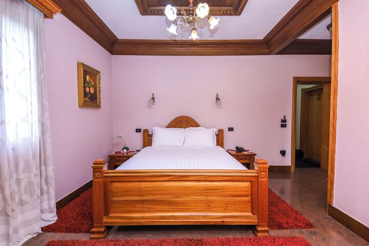 Room 36 of 89